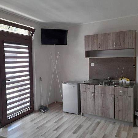 Guest Rooms Ider Saparewa Banja Exterior foto