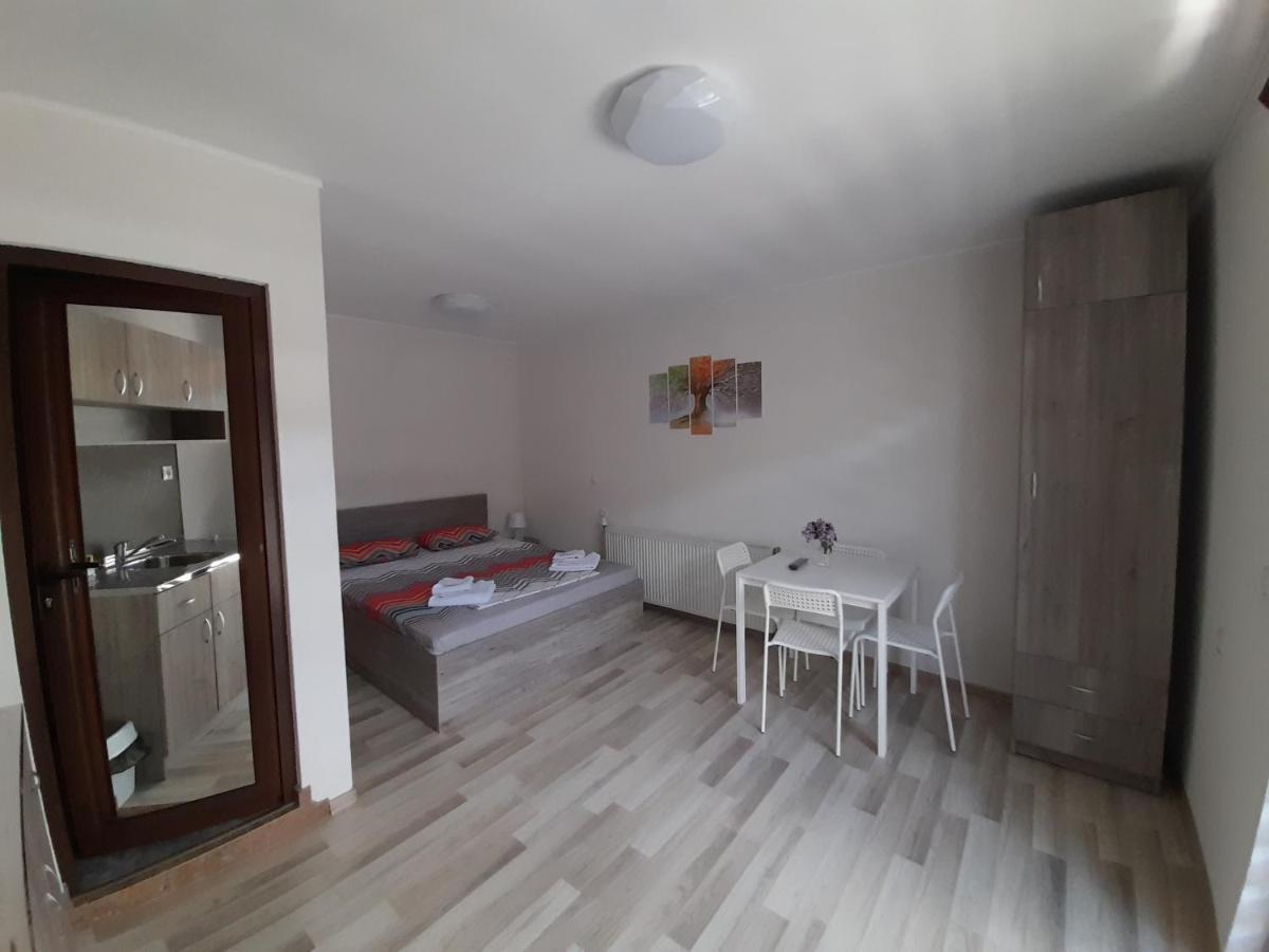 Guest Rooms Ider Saparewa Banja Exterior foto
