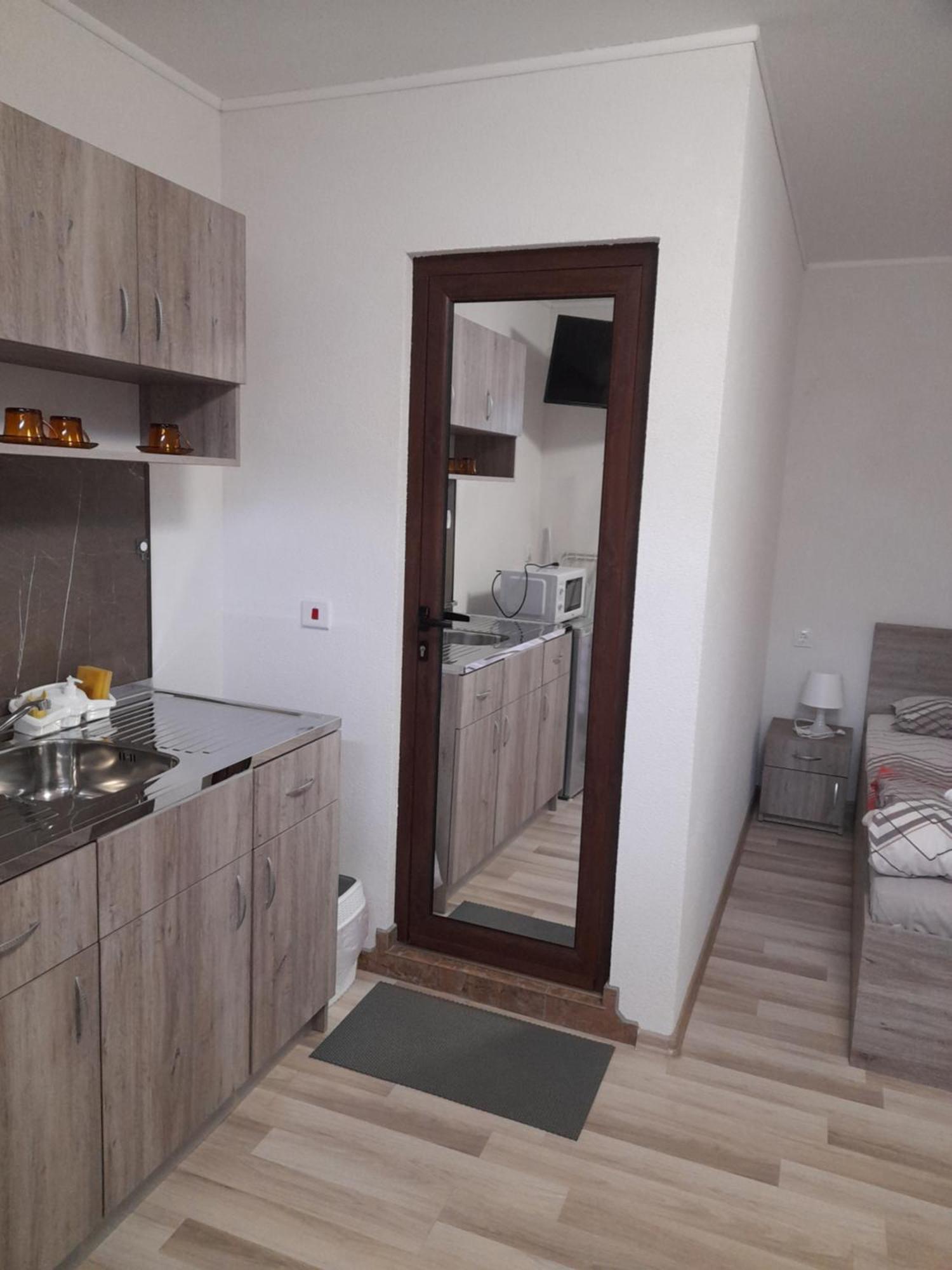 Guest Rooms Ider Saparewa Banja Exterior foto
