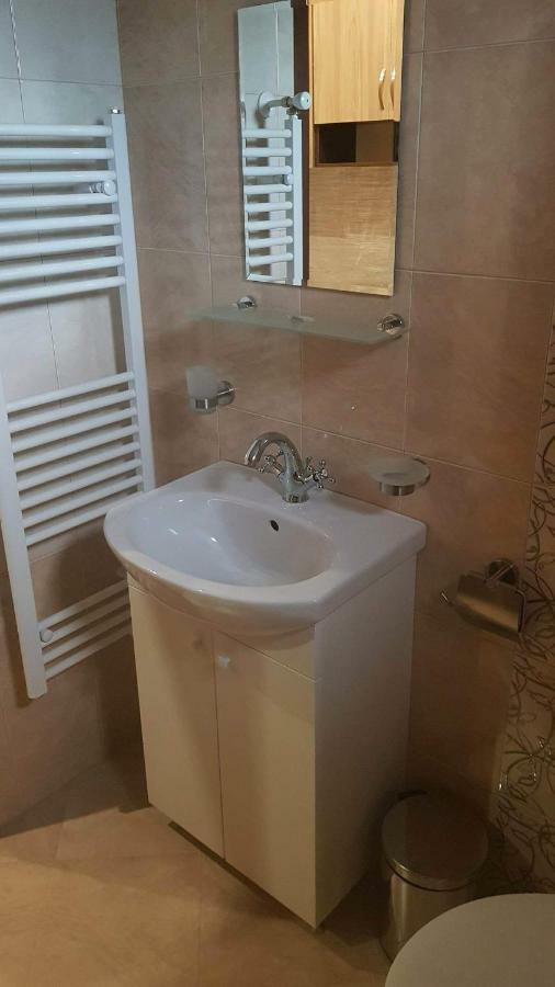 Guest Rooms Ider Saparewa Banja Exterior foto