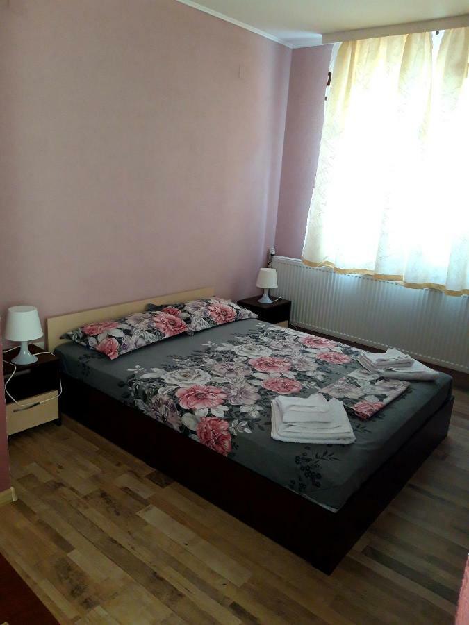 Guest Rooms Ider Saparewa Banja Exterior foto